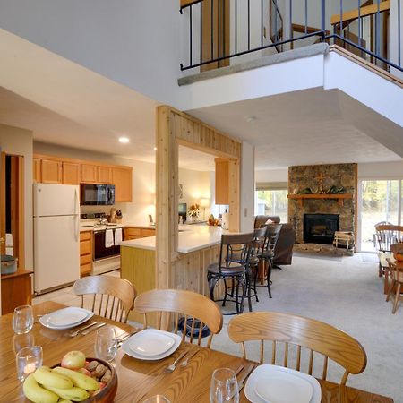 Charming Hidden Valley Resort Home Walk To Slopes Champion Bagian luar foto