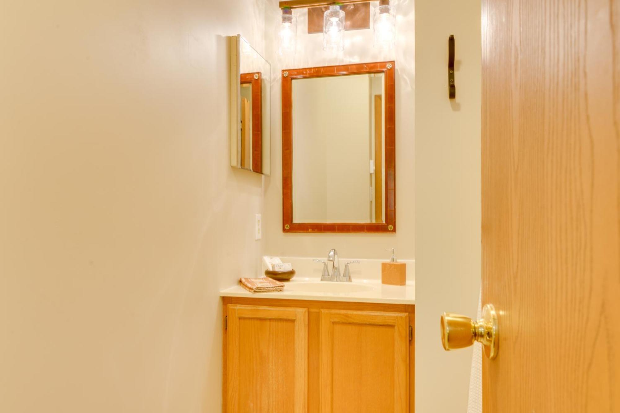 Charming Hidden Valley Resort Home Walk To Slopes Champion Bagian luar foto
