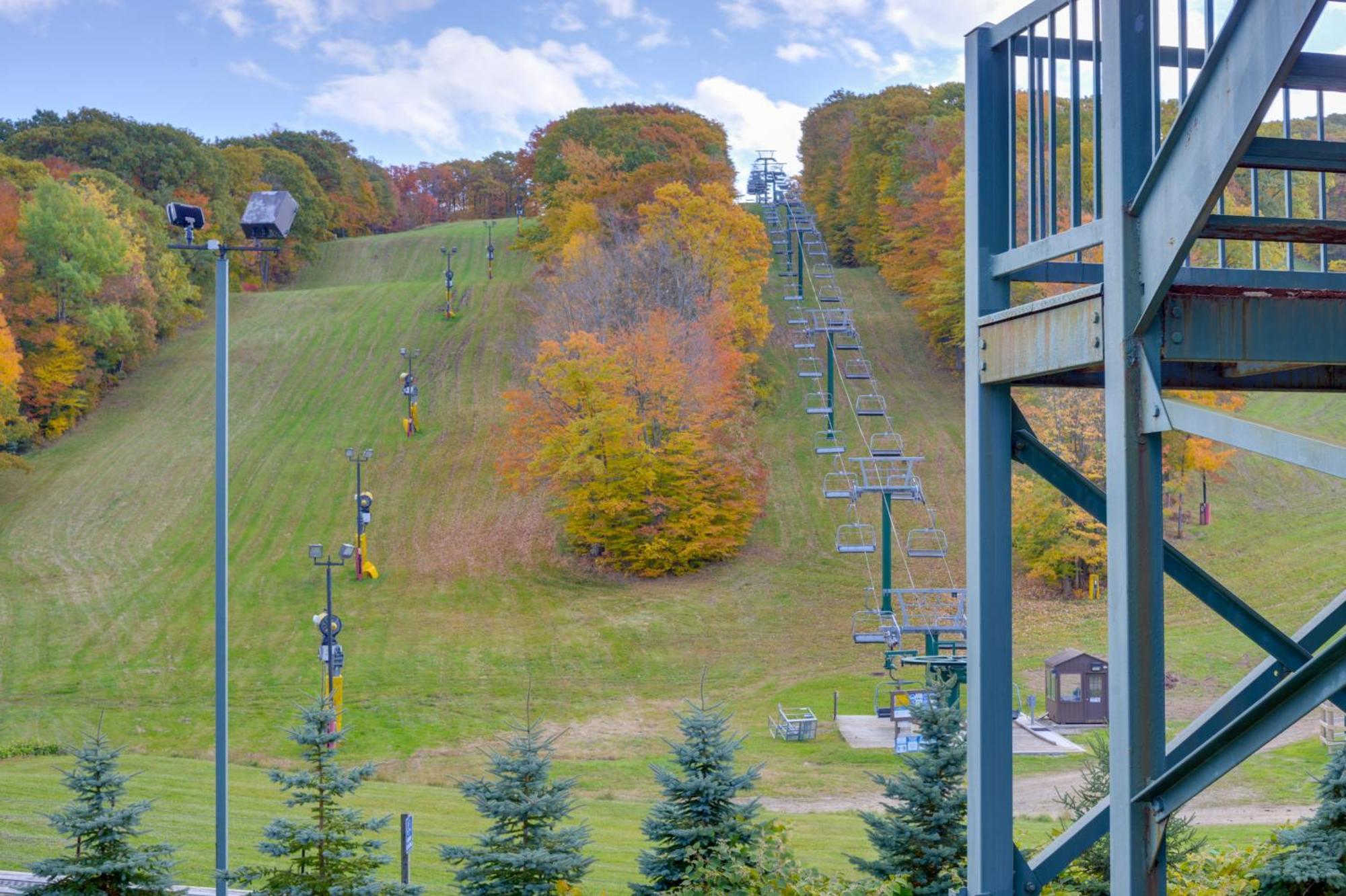 Charming Hidden Valley Resort Home Walk To Slopes Champion Bagian luar foto