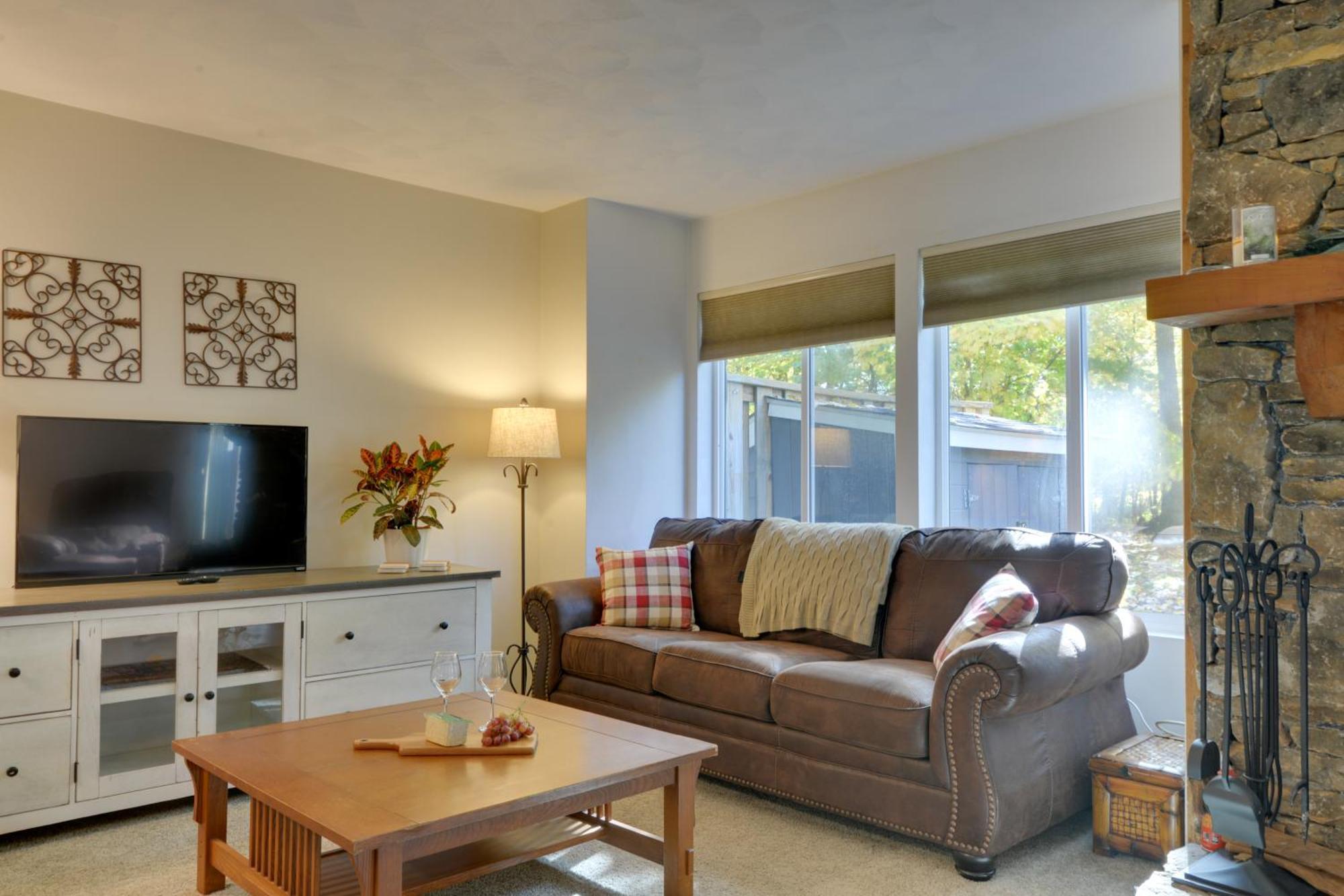 Charming Hidden Valley Resort Home Walk To Slopes Champion Bagian luar foto