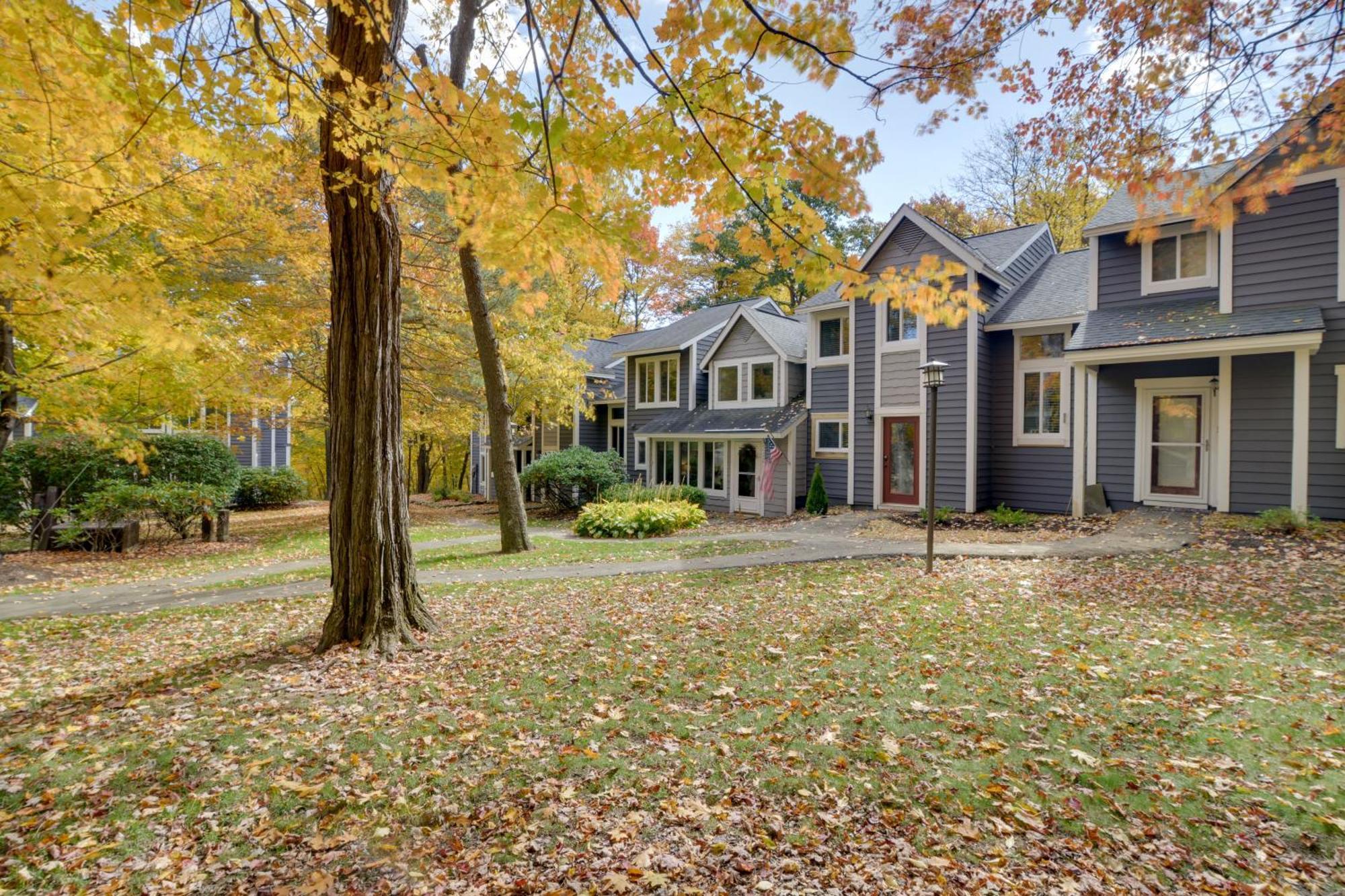 Charming Hidden Valley Resort Home Walk To Slopes Champion Bagian luar foto